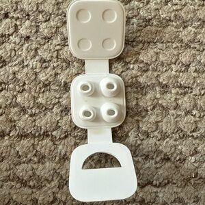 Apple AirPods Pro Silicone Ear Tips – Small & Large size – Original Replacement